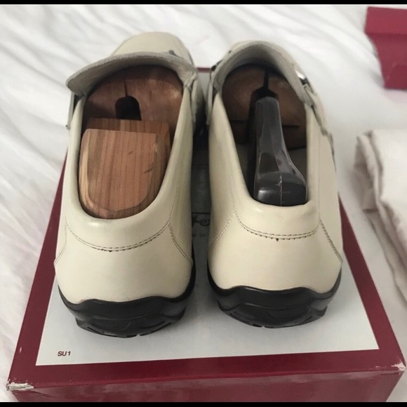 Salvatore Ferragamo Gancini Bit Driver Moccasin - Picture 4 of 8